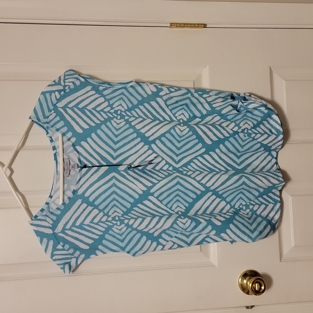 Pretty turquoise geo print top, med, NWT